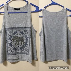 Graphic Cropped Top - Grey